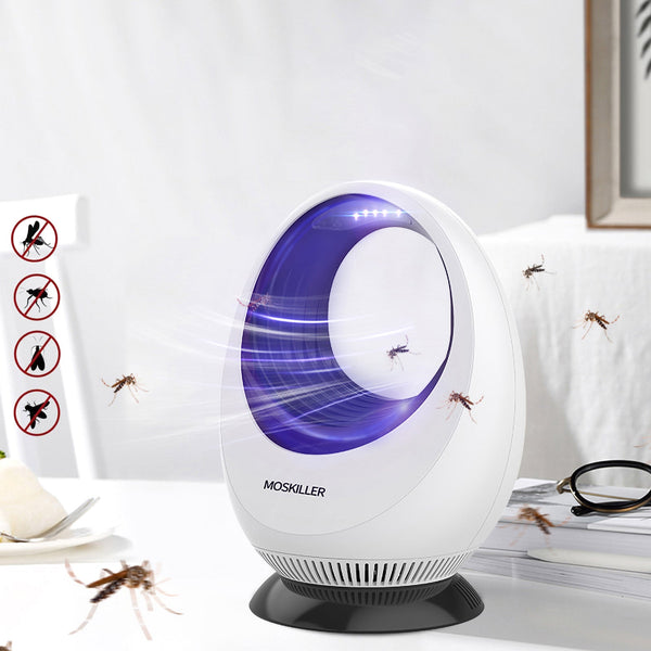 STOLNÁ LAMPA PROTI KOMÁROM